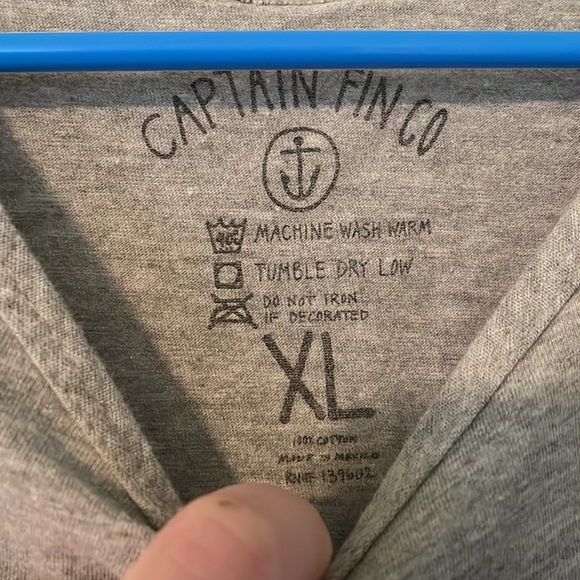 Men’s Tank! Captain Fin Co. - Picture 3 of 4